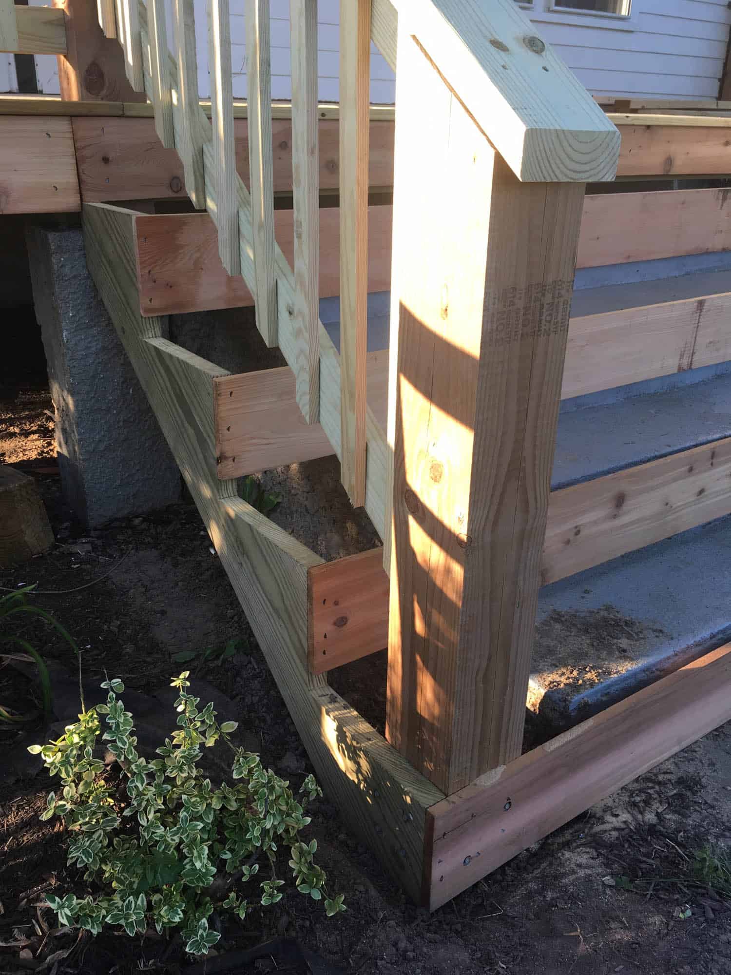 How to Cover Concrete Stairs With Wood 