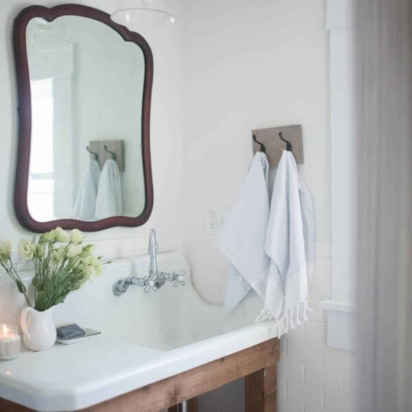 Farmhouse Bathroom Decor- Antique Farmhouse Sink and Vintage Mirror