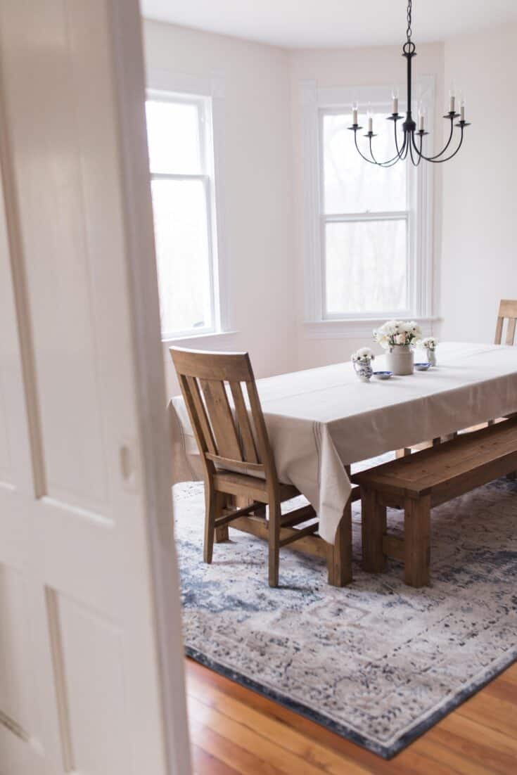 New Rug for the Dining Room | Farmhouse Dining Room Decor - Farmhouse