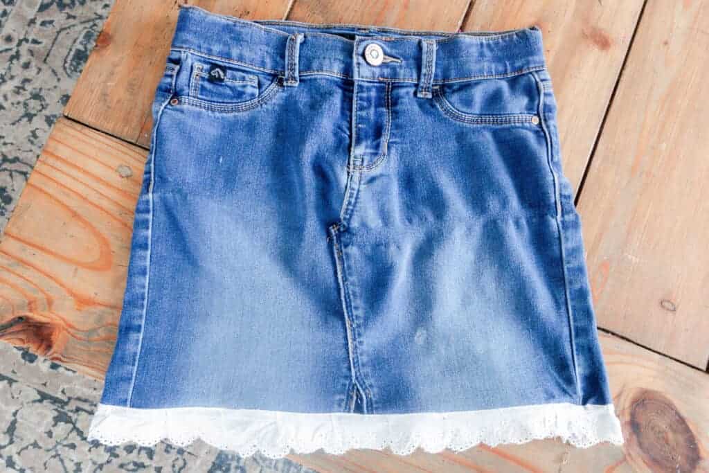 turning old pants into skirts