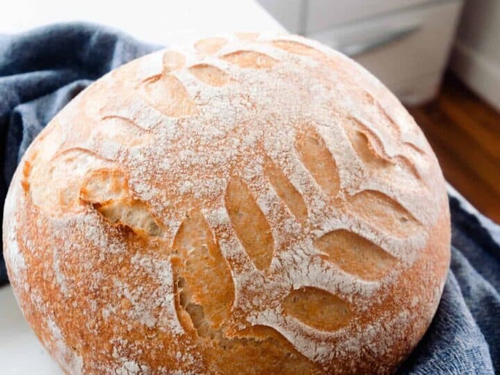 https://www.farmhouseonboone.com/wp-content/uploads/2021/02/no-knead-sourdough-bread-14-scaled-720x540.jpg