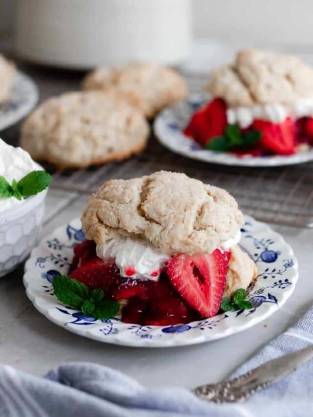 cropped-sourdough-strawberry-shortcake-18-1365x2048-1.jpeg