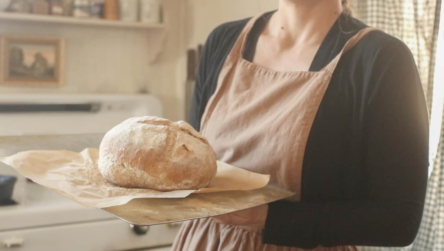 How To Bake Sourdough Bread Without A Dutch Oven - Farmhouse On Boone